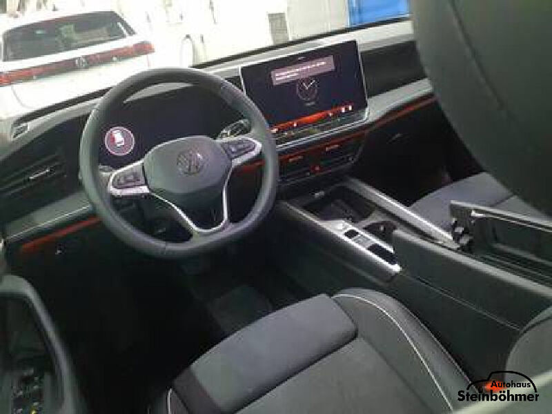 Volkswagen Passat Business 1.5eTSI DSG LED NAV AHK ACC