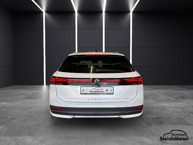 Volkswagen Passat Business 1.5eTSI DSG LED NAV AHK AreaView