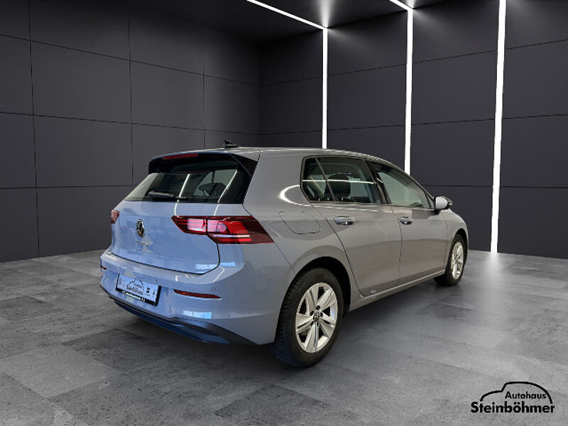 Volkswagen Golf Life 1.5TSI LED NAV ACC SHZ AppCon
