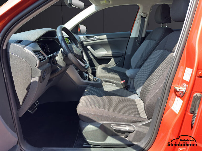 Volkswagen T-Cross Active 1.0TSI DSG Navi LED RearView