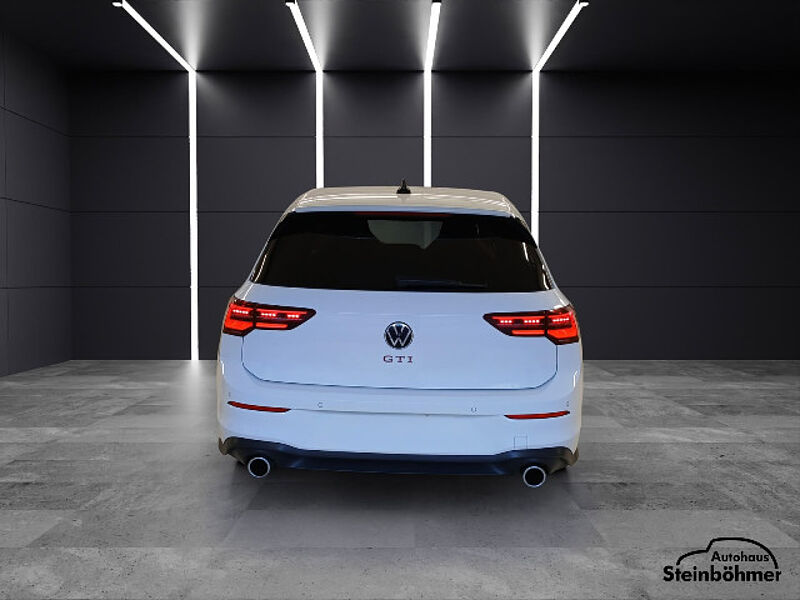 Volkswagen Golf GTI DSG BlackStyle PANO HUD RearView Harman