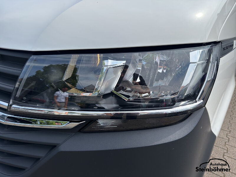 Volkswagen T6.1 2.0TDI DSG Kombi EcoProfi 9-Sitze Klima