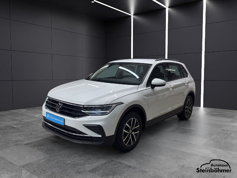 Volkswagen Tiguan Life 2.0TDI DSG Navi LED Sitzhzg. ACC
