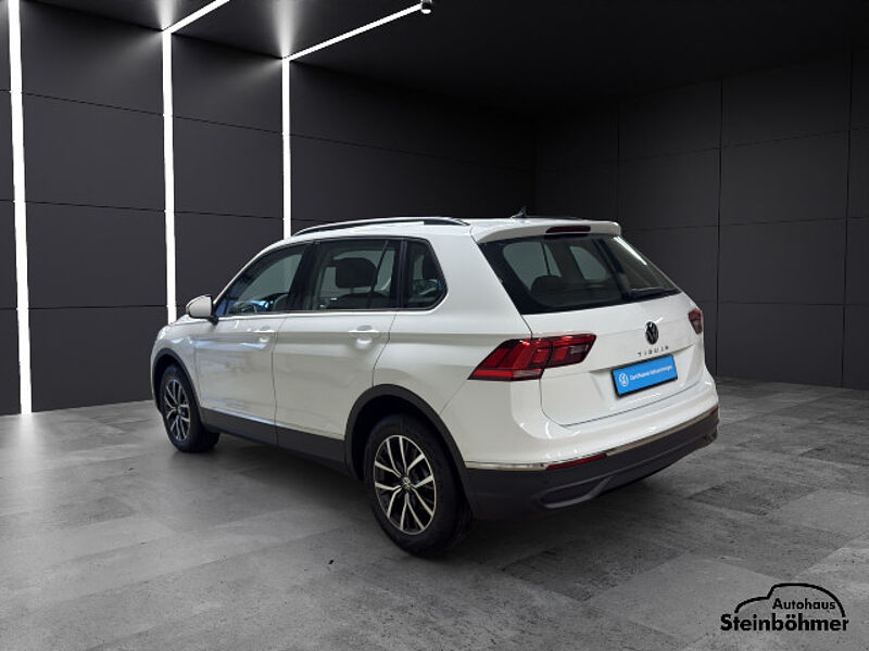 Volkswagen Tiguan Life 2.0TDI DSG Navi LED Sitzhzg. ACC