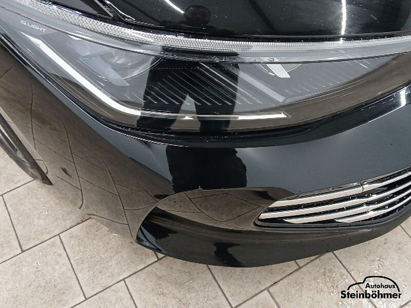 Volkswagen Passat Elegance 2.0TDI Navi AHK IQLight AreaView