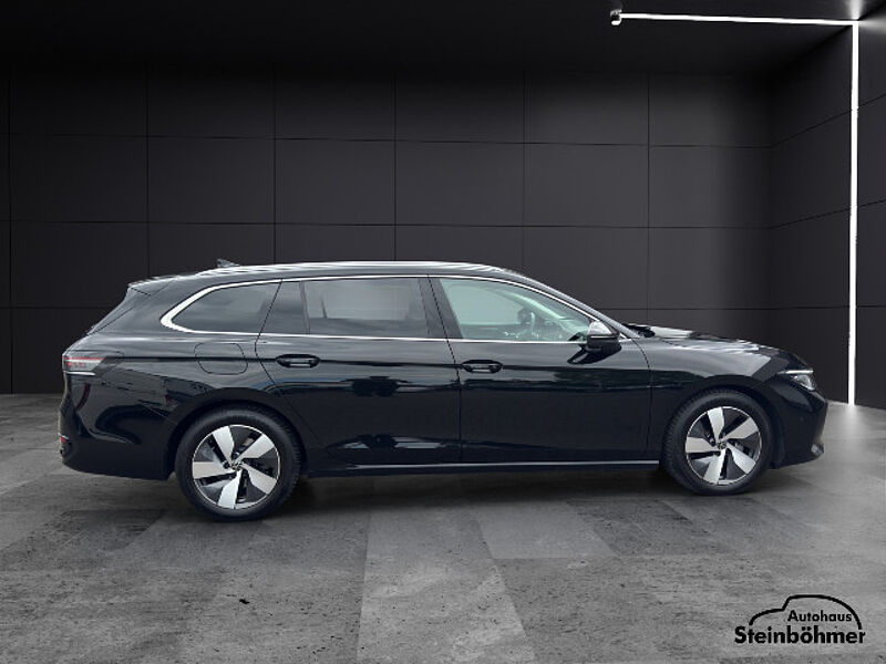 Volkswagen Passat Elegance 2.0TDI Navi AHK IQLight AreaView