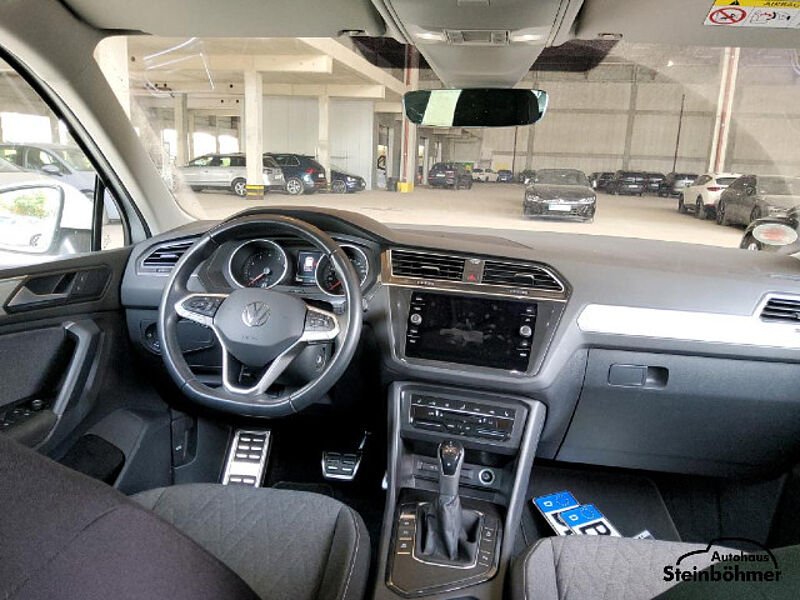 Volkswagen Tiguan Move 1.5TSI DSG LED NAV AHK ACC RearView