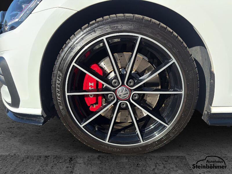 Volkswagen Golf GTI TCR DSG ACC Pano RearView Navi