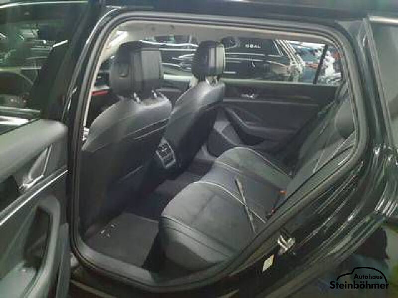 Volkswagen Passat Business 1.5eTSI DSG LED NAV AHK ACC