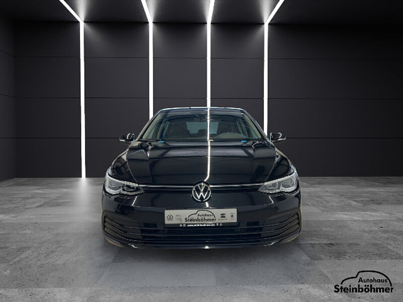 Volkswagen Golf Life 1.5TSI LEDPlus NAV SHZ RearView AppCon