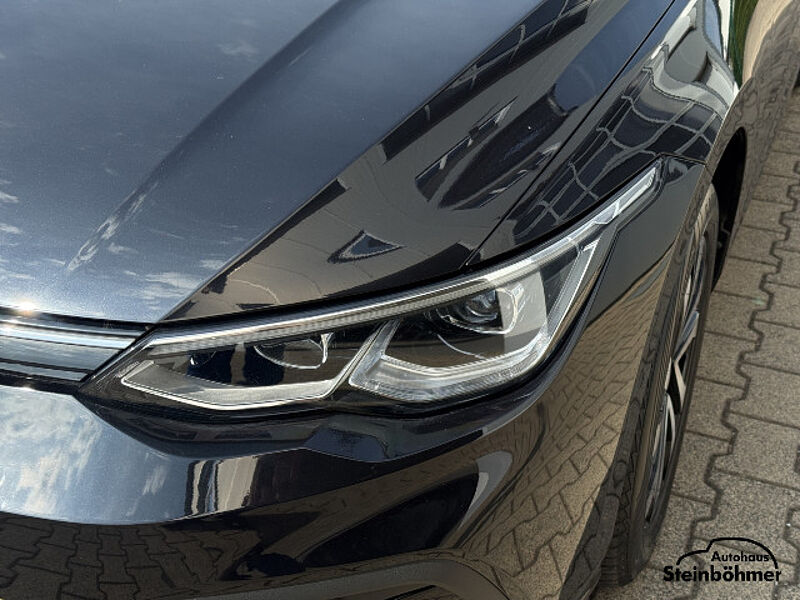 Volkswagen Golf ACTIVE 1.5TSI Navi LED-Plus Standhzg Kamera