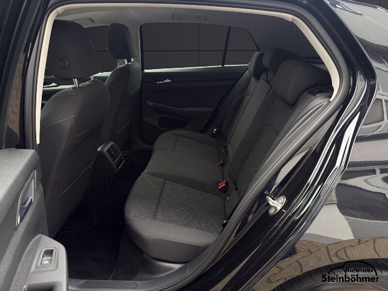 Volkswagen Golf Life 2.0TDI DSG Navi Pano LED Kamera