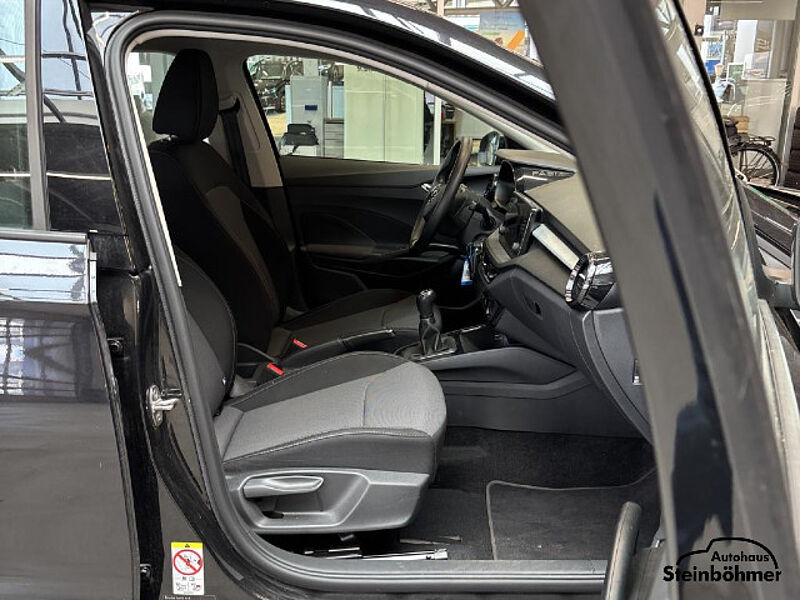 SKODA Fabia Ambition 1.0MPI LED SmartLink SHZ Rotare